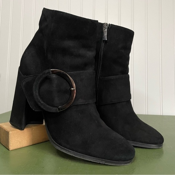 The Shoe Box NYC Big Buckle Chunky Heel Boots in Black Suede *Italy* - Picture 7 of 13